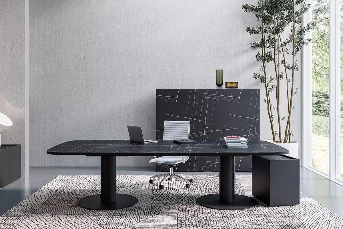 1647782866_MeetUp-scrivania-direzionale-fantoni-nplamp-02